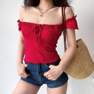 Off Shoulder Wood Ear Trim Top