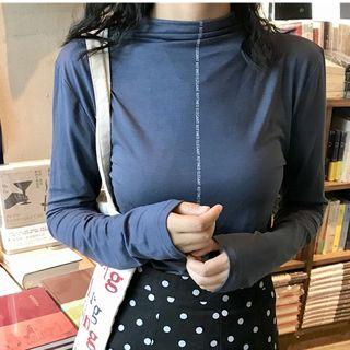 Long-sleeve Mock Neck Letter Top