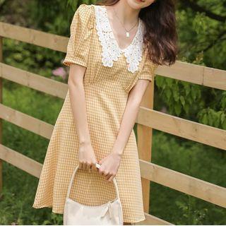 Short-sleeve Lace Collar Gingham Mini Dress