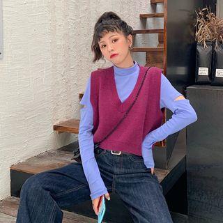 Knit Vest / Long-sleeve Cutout T-shirt