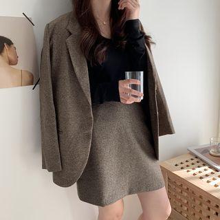 V-neck Long-sleeve T-shirt / Pocketed Blazer / High Waist A-line Skirt