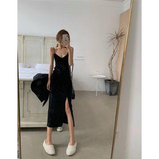 Spaghetti Strap Midi Velvet Dress Black - One Size