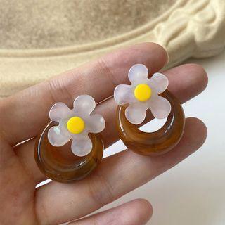 Flower Resin Earring 1 Pair - Earring - Brown & Milky White - One Size