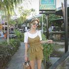 Scoop-neck Strappy Back T-shirt