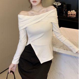 Long-sleeve Off-shoulder Asymmetrical Slit Top