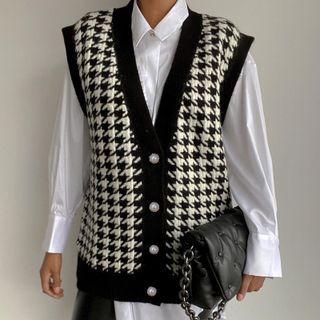 V-neck Houndstooth Loose-fit Knit Vest