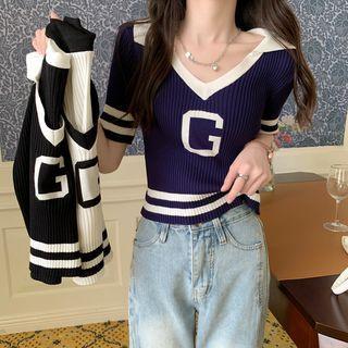 V-neck Two Tone Lettering Cropped Top