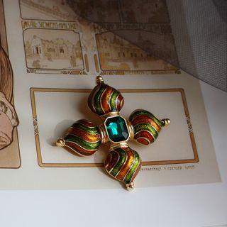Faux Crystal Acrylic Cross Brooch As Shown In Figure - One Size