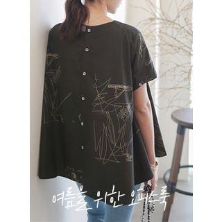 Buttoned-back Printed Blouse