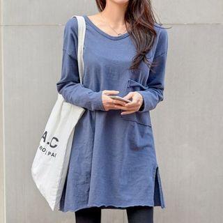 Pocket-front Slit-hem Long T-shirt