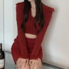 Cropped Sweater / Pencil Skirt / Xmas Hat