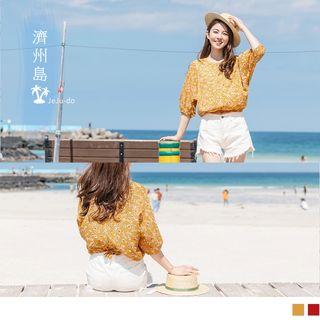 3/4-sleve Floral Round Neck Top