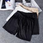 Set Of 4: Lace Trim Under Shorts