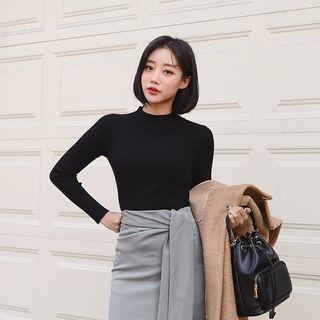 Slim-fit Crew-neck Knit Top