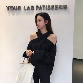 Cold Shoulder Pullover Black - One Size