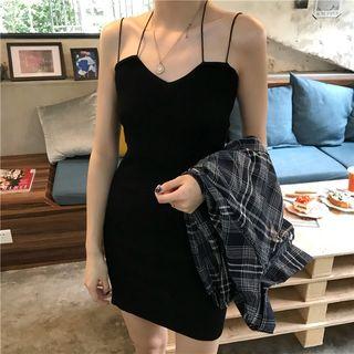 Plaid Long-sleeve Shirt / Plain Slim-fit Sleeveless Dress