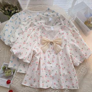 Short-sleeve V-neck Print Top
