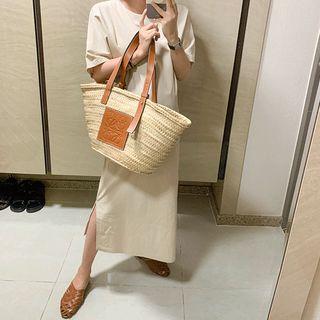 Dual-pocket Slit-side Long Shift Dress