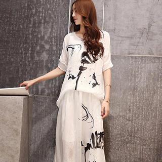Set: Short-sleeve Dip-back Printed Top + Printed Long Skirt