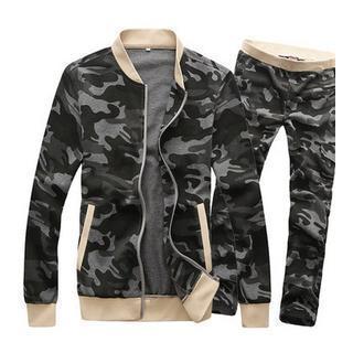 Set: Camouflage Zip Jacket + Sweatpants