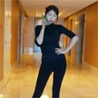 Mock-neck 3/4-sleeve T-shirt