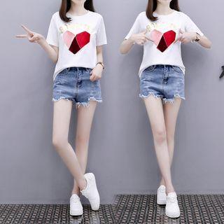 Set: Short-sleeve Heart Print T-shirt + Denim Shorts
