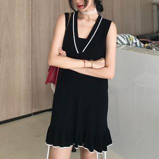Contrast-trim V-neck Ruffled Mini Dress
