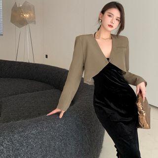 Velvet Sleeveless Midi Dress / Details Light Blazer