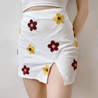 Flower Embroidered Mini Pencil Skirt