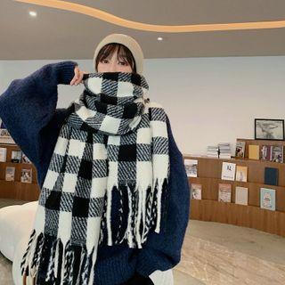Plaid Fringed Shawl Black & Off-white - One Size