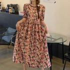 Short-sleeve Floral Smock Dress / Midi Dress