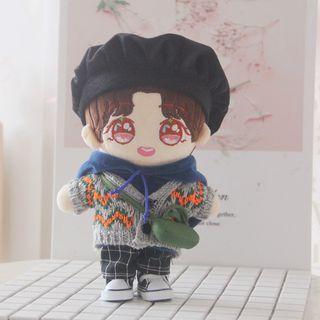 Doll Beret Hat / Cardigan / Hoodie / Plaid Pants / Bag / Sneakers / Set