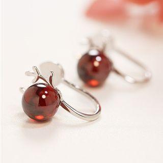 Gemstone Deer Stud Earring / Clip-on Earring