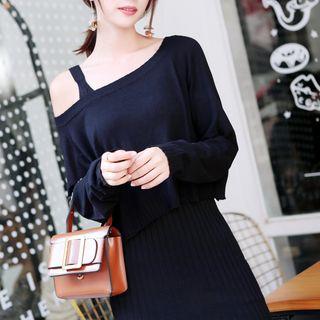 Set: Long-sleeve Knit Sweater + Sleeveless Dress