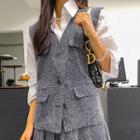 V-neck Flap-detail M Lange Vest