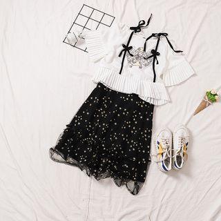 Off-shoulder Print Pleated Trim Top / Star Print Mesh Skirt