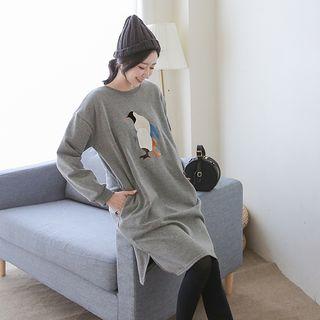 Round-neck Patch-detail Pullover Dress