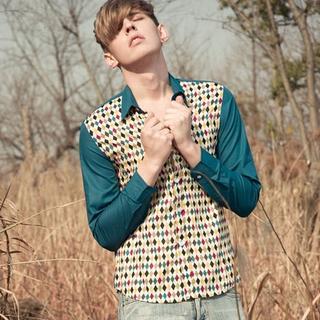 Long-sleeve Patterned Shirt
