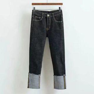 Mid Rise Tapered Jeans