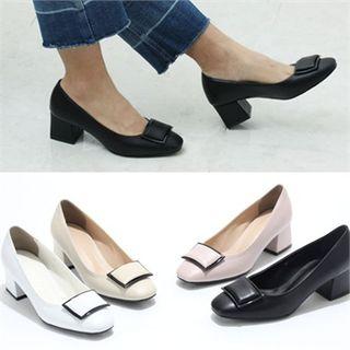 Contrast-trim Chunky-heel Pumps