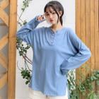 Loose-fit Long-sleeve Button-up Plain T-shirt