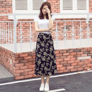 Set: T-shirt + Floral Pencil Skirt