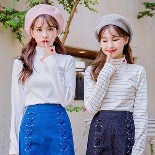 Turtle-neck Heart Embroidered Top