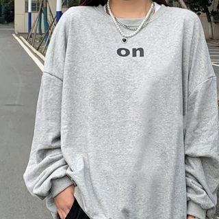 Lettering Print Sweatshirt / Lace Trim Undershorts