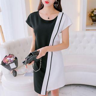 Two Tone Short Sleeve Asymmetrical Hem Dress
