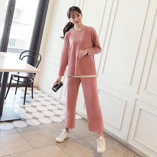 Set: Loose-fit T-shirt + Wide-leg Sweatpants