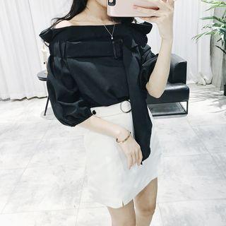 Ruffled Puff Elbow-sleeve Chiffon Top