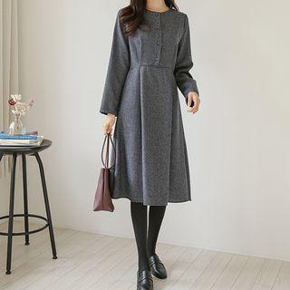 Round-neck Pleated Midi Plaid Dress