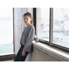 Round-neck Asymmetric-striped T-shirt
