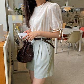Puff-sleeve Tie-detail Top